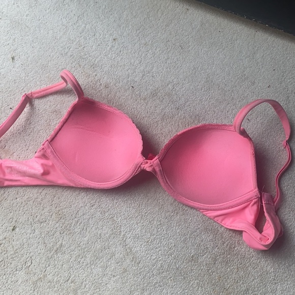 Victoria secret pink push up bra size 32C - Picture 2 of 3